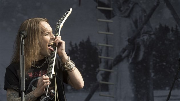 Zpvk a kytarista Alexi Laiho z finsk skupiny Children Of Bodom, kter vystoupila 8. ervence 2014  v Praze na hudebnm festivalu Aerodrome.