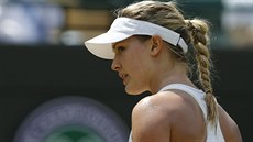 Kanadská tenistka Eugenie Bouchardová se raduje ve trtfinále Wimbledonu proti...