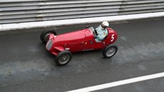 Cisitalia D46 má dnes zářivě červenou karoserii. Cisitalia D46 má dnes zářivě červenou karoserii.