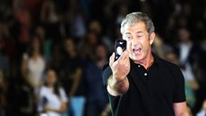 Mel Gibson v Letním kině na filmovém festivalu v Karlových Varech v červenci... Mel Gibson v Letním kině na filmovém festivalu v Karlových Varech v červenci...