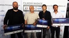 Petr Jarchovský převzal na karlovarském festivalu odměnu 300 tisíc korun za... Petr Jarchovský převzal na karlovarském festivalu odměnu 300 tisíc korun za...