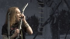 Zpvák a kytarista Alexi Laiho z finské skupiny Children Of Bodom, která...
