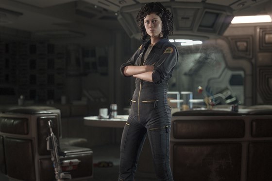 Virtuální verze hereky Sigourney Weaverové ve he Alien Isolation.