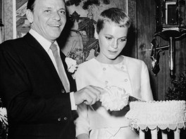 Také Frank Sinatra a Mia Farrowová si za místo svatby zvolili Las Vegas....