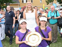 Dvojnsobn wimbledonsk vtzka Petra Kvitov pijela v nedli odpoledne do...