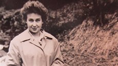 Juliána Lapáková (Česká republika): StB na ni nalíčila past a poté donutila ke... Juliána Lapáková (Česká republika): StB na ni nalíčila past a poté donutila ke...