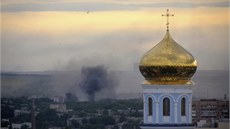 Ukrajinská armáda zaútočila na Luhansk dosud ovládaný separatisty (18. 7. 2014). Ukrajinská armáda zaútočila na Luhansk dosud ovládaný separatisty (18. 7. 2014).