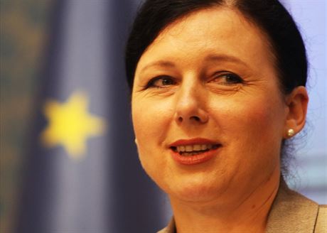 Vra Jourová, eurokomisaka pro spravedlnost a ochranu spotebitele