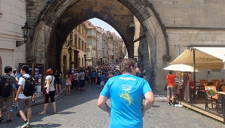 V Praze íhá na bce pivní nebezpeí skoro na kadém kroku
