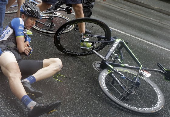 Leopold König se v devatenácté etap Tour de France pimotal k hromadnému pádu.