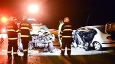 Nehoda dvou osobních automobil na silnici R10 u Mladé Boleslavi smrem na...