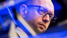 Nyní již bývalý ukrajinský premiér Arsenij Jaceňuk na snímku z března 2014 z... Nyní již bývalý ukrajinský premiér Arsenij Jaceňuk na snímku z března 2014 z...