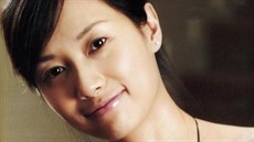 Hvězda čínského filmu Xu Jinglei natáčí v Praze. Hvězda čínského filmu Xu Jinglei natáčí v Praze.