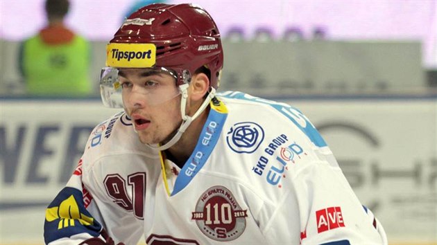 Hokejov tonk Dominik Simon pestoupil ze Sparty do Plzn.