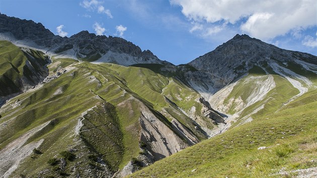 Panorama alpskho sedla Margunet ve vcarskm nrodnm parku