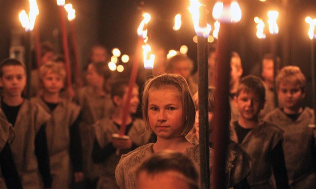Slavnosti tří kápí se konají v Třebíči pravidelně ve druhé půlce srpna.... Slavnosti tří kápí se konají v Třebíči pravidelně ve druhé půlce srpna....