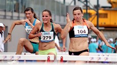 Lucie Škrobáková (vpravo) získala v Ostravě titul mistryně republiky v běhu na... Lucie Škrobáková (vpravo) získala v Ostravě titul mistryně republiky v běhu na...