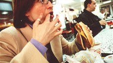 Rychlá občerstvení mají šetřit čas, ale zároveň přispívají ke stresu.... Rychlá občerstvení mají šetřit čas, ale zároveň přispívají ke stresu....