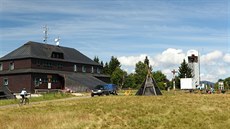 Vizualizace rozhledny Maxovky, která mla vyrst nedaleko Rýchorské boudy v...