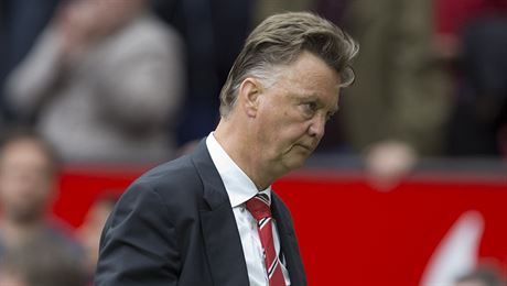 ZKLAMN. Louis van Gaal, nov kou Manchesteru United, musel na vod Premier...