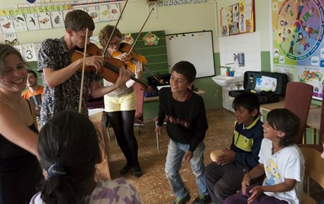 esk filharmonie hrla Romm na Slovensku.