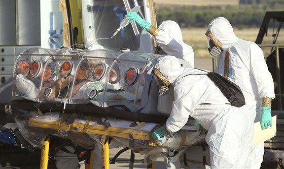 Pevoz nakaeného virem eboly (ilustraní foto)