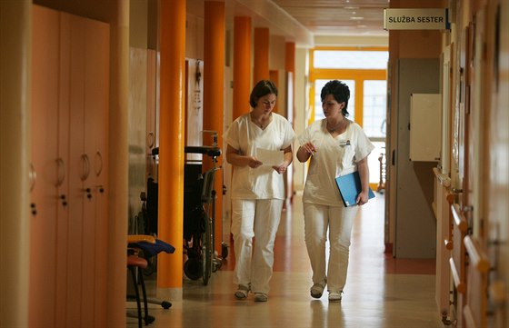 Kraj vypome nemocnicím evropskými dotacemi. Na snímku je rehabilitaní oddlení Oblastní nemocnice v Náchod.
