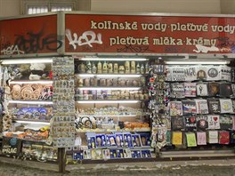 Královskou cestu v centru Prahy zdobí nepeberné mnoství nevkusné reklamy. Z...