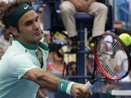 vcarsk tenista Roger Federer bhem finle turnaje v Cincinnati, porazil...