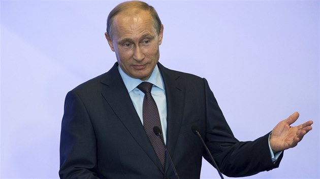 Rusk prezident Putin bhem projevu na nvtv anektovanho Krymu (14. srpna 2014).