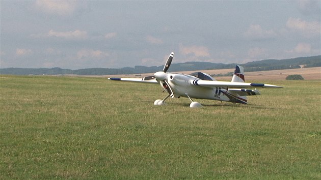 Edge 540, leteck specil pilota Martina onky pro zvody Red Bull Air Race