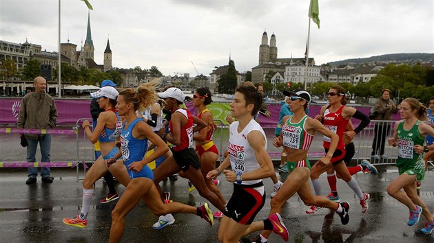 Momentka z enskho maratonu na mistrovstv Evropy v Curychu