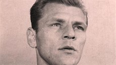 Svatopluk Pluskal, legendární obránce pražské Dukly. Svatopluk Pluskal, legendární obránce pražské Dukly.