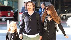 Christian Bale s manelkou a dcerou