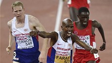 Mo Farah vítězí na mistrovství Evropy v Curychu v běhu na 10 000 metrů. Mo Farah vítězí na mistrovství Evropy v Curychu v běhu na 10 000 metrů.