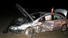 Řidič Volkswagenu Passat nedal přednost Renaultu při dopravní nehodě u Hradce... Řidič Volkswagenu Passat nedal přednost Renaultu při dopravní nehodě u Hradce...