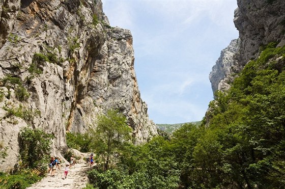 V Chorvatsku v pátek zahynul eský turista, který se zítil ze skály v parku...