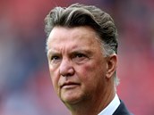 Louis Van Gaal sleduje sv svence z Manchesteru United v utkn proti