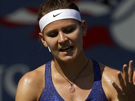 Lucie afov v zpase 2. kola US Open s ankou eng Saj-saj.