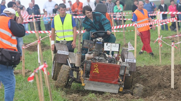 Vzdoba nkterch malotraktor byla pomrn svrzn. (23. srpna 2014)