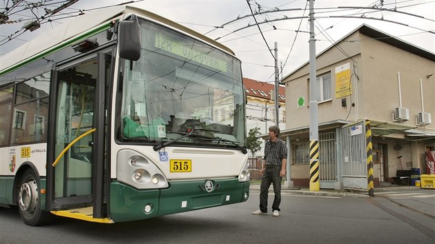 Posledn jzda trolejbusu ze starho depa v Cukrovarsk ulici.