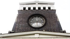 Kostel Nejsvětějšího Srdce Páně na pražských Vinohradech nese největší hodiny v... Kostel Nejsvětějšího Srdce Páně na pražských Vinohradech nese největší hodiny v...