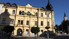 Župan známý svými extremistickými názory umístil v den oslav SNP na sídlo svého... Župan známý svými extremistickými názory umístil v den oslav SNP na sídlo svého...