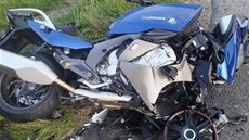 Srážka motocyklu s osobním autem u Oslavičky nedaleko Velkého Meziříčí si... Srážka motocyklu s osobním autem u Oslavičky nedaleko Velkého Meziříčí si...