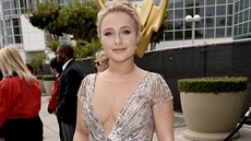 Thotná Hayden Panettiere v atech od Loreny Sarbu