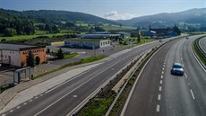 Průmyslová zóna Bobrky na kraji Vsetína. Průmyslová zóna Bobrky na kraji Vsetína.