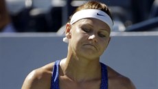 eská tenistka Lucie afáová v duelu 3. kola US Open s Alize Cornetovou z...