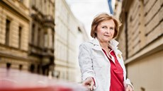 Olga Medlíková získala v roce 2012 cenu Osobnost roku v oblasti praktické... Olga Medlíková získala v roce 2012 cenu Osobnost roku v oblasti praktické...