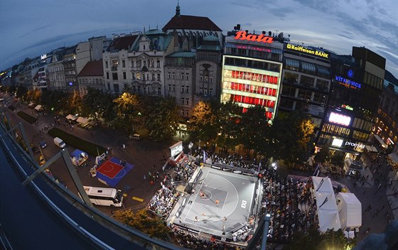 Momentka z turnaje Svtové série basketbalist 3x3, který se uskutenil v Praze...