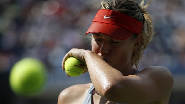 Rusk tenistka Maria arapovov bouje o tvrtfinle US Open s Wozniackou.